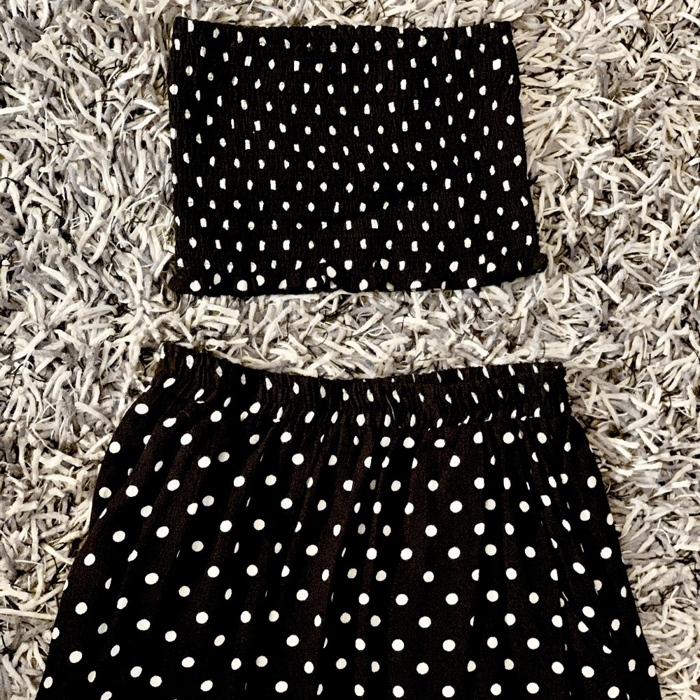 Two Piece Outfit Polka Dot Crop Top w/ Long Skirt - Picture 2 of 3
